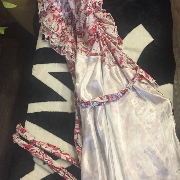 Floral wrap dress - Picture 3 of 4